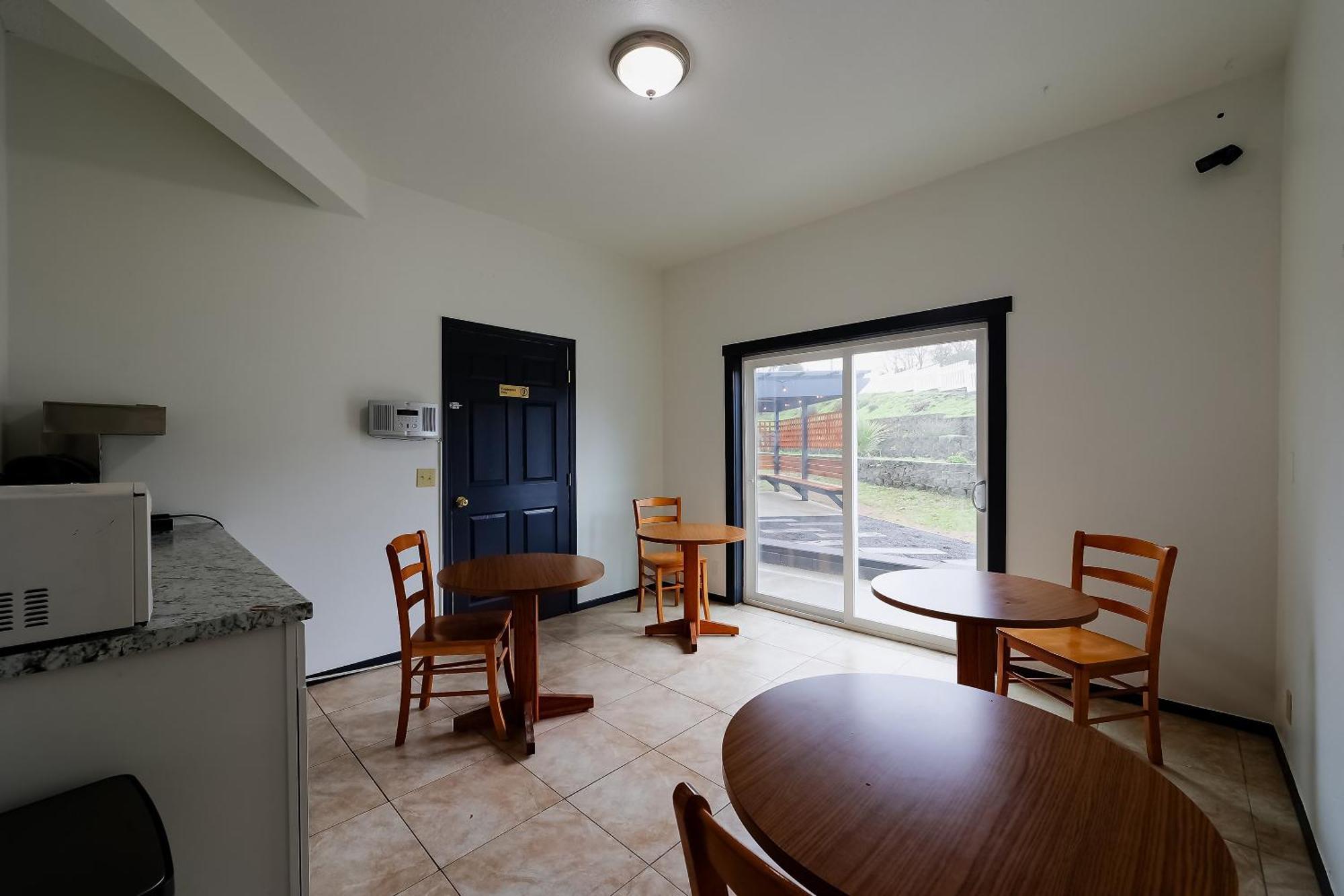Coastal Inn By Oyo Lincoln City - Oregon Coast Hwy Екстериор снимка